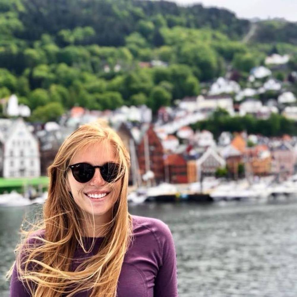 Meet your Posher, Emma